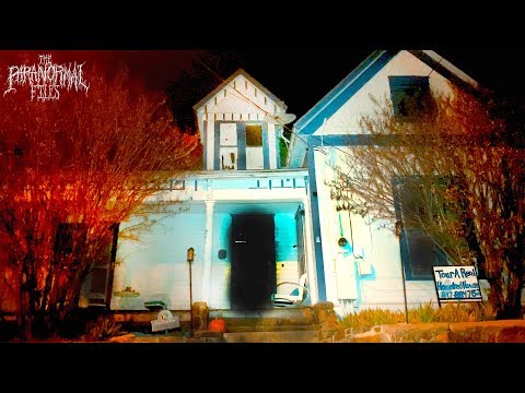 the-real-"haunting-of-hill-house"-(scary-paranormal-activity-caught-on-camera)|-the-paranormal-files