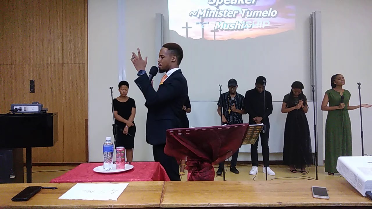 Minister Tumelo Mushi