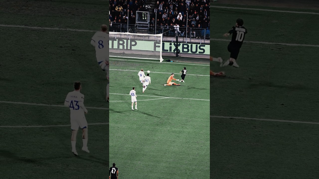 A poetry in motion! 🤩 