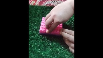 How to make a simple chair using building blocks