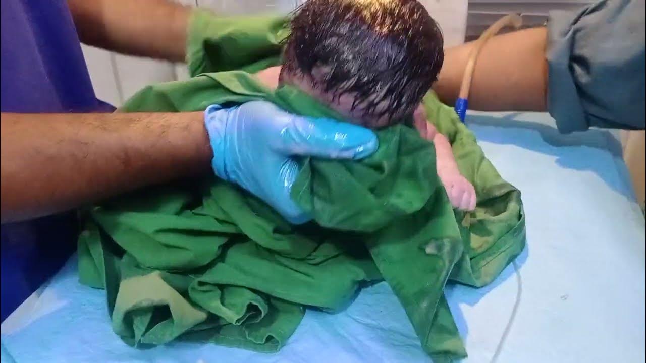 New Born Baby Very Big 4kg Baby Used Two Bottel Of Baby Oil Wash It new-born-baby-very-big-4kg-baby-used-two-bottel-of-baby-oil-wash-it