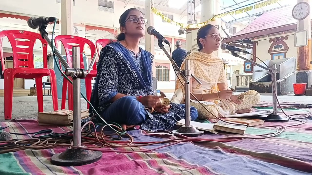 5. JayJayRam..JayJayRam..JayJaySitaRam...TUSHARA K RAO AT ETD TempleEKM KarthikaEkadasiAkhandaBajan 