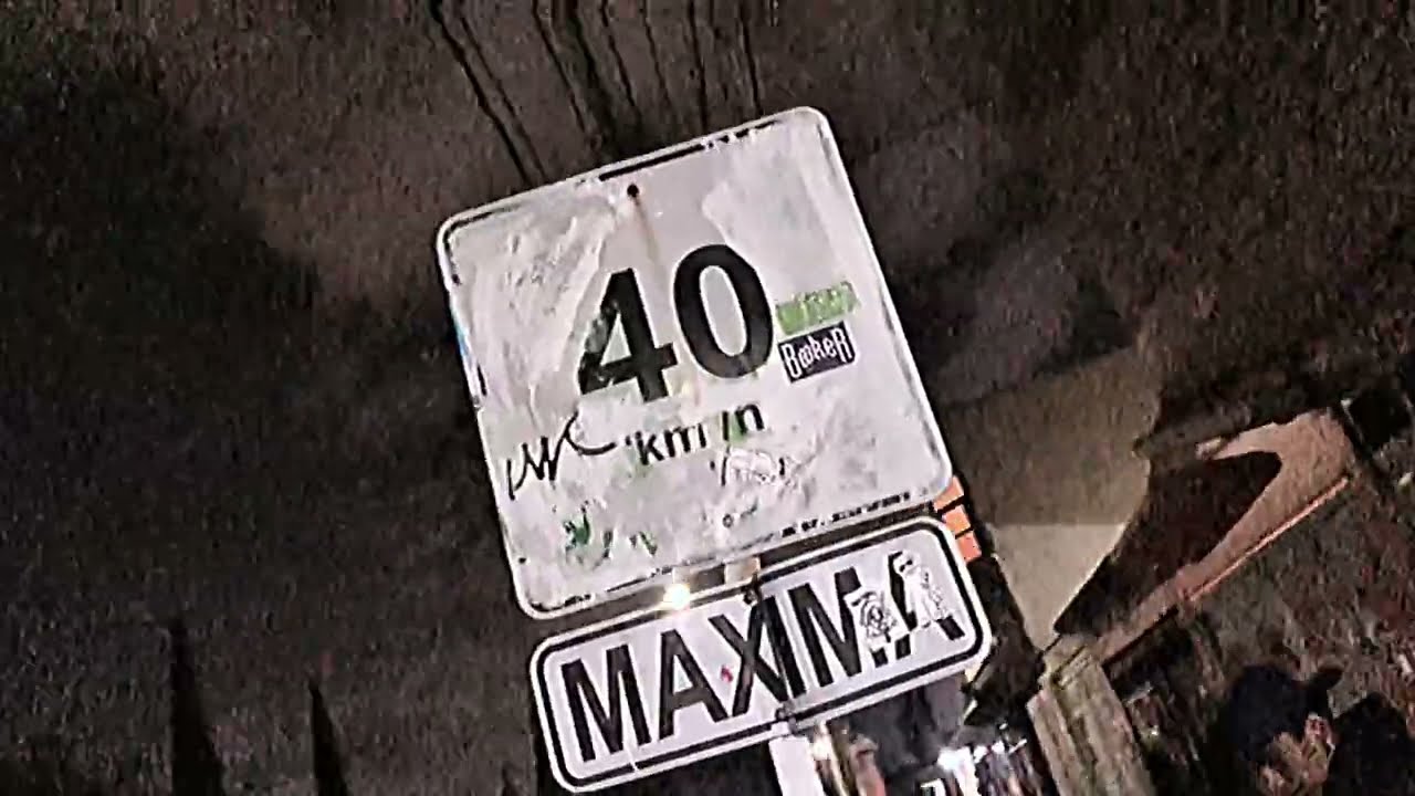 El Nova22 - Keme Clonen (Video visualiser) shot by. 