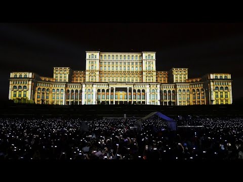 iMapp 555 Bucharest Building Projection Mapping by Maxin10sity (Official)