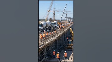 The highway bridge that was being built suddenly collapsed 🌉 #bridge #construction #collapse