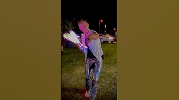 Crazy LED Juggling! #flowarts #juggling #circus #skills