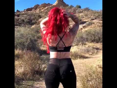 Salice Rose Twerking Her Fat Ass - YouTube.