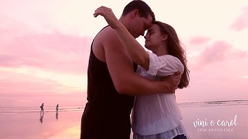 Vini Mesquita e Carol Dumay dançando Zouk Brasileiro em um paraíso chamado Jericoacoara