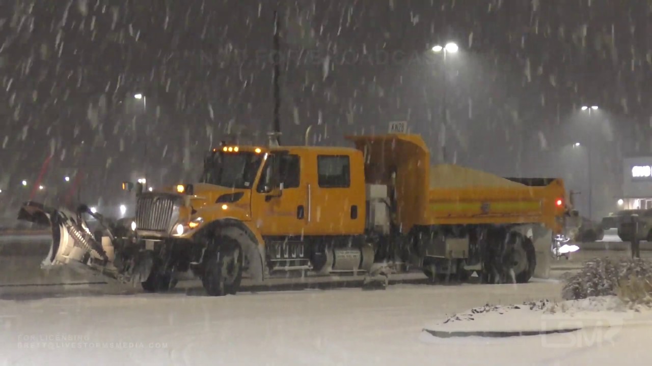 12 15 2019 Galesburg Illinois Heavy Wet Snow Snow Covered