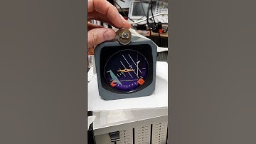 Smiths H6 Director Horizon roll test