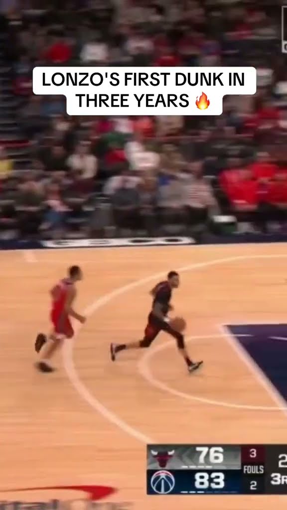Lonzo Ball dunks for the first time since 2022 ?