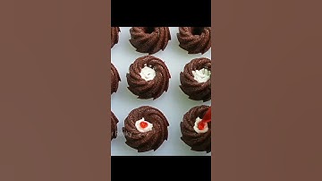 Thumbnail of Brownies mini 1 telur jadi 54 cup twister #shorts #browniesmini