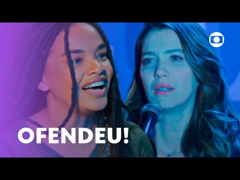 Transtornada! Paulina interrompe o discurso da Vênus e a ofende!  | Família é Tudo | TV Globo