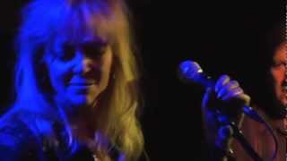 Video thumbnail of "Jules Anna Jones "Lay Your Hands on Me" live"