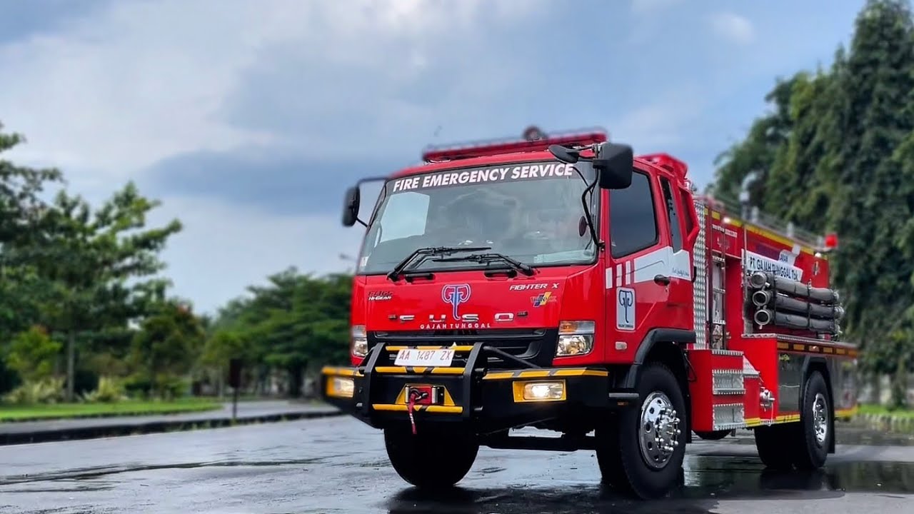 THANNOZ FIRE TRUCK 5000 Liter Chassis FUSO FIGHTER X - YouTube