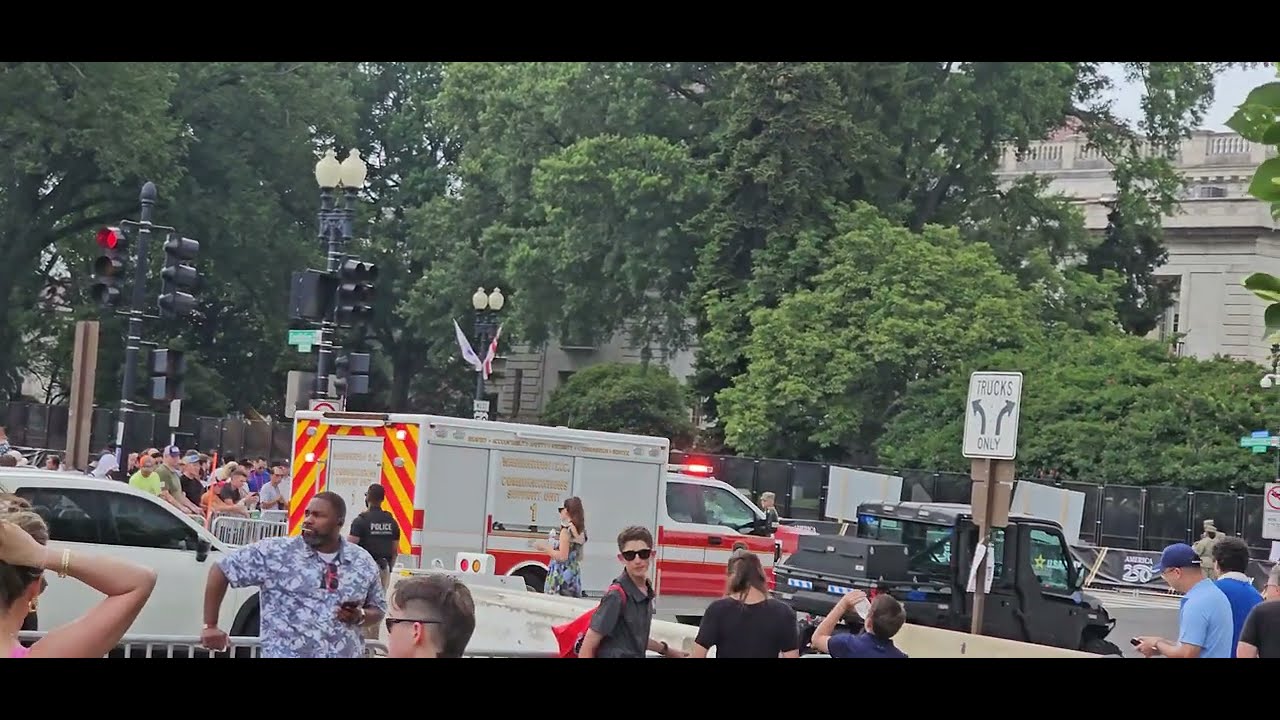 DCFD & EMS Communications Support Unit 1 Departing From Command In Capital Area Of Washington, D.C.