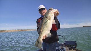 It's off to lake amistad in this episode of cabela's fisherman's
handbook. we spend time on special body water the texas-mexico border
with our sp...