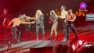 CHRISTINA AGUILERA - Pa Mis Muchachas  at the AHF World AIDS Day 2021 Concert - [Multi-CAM]