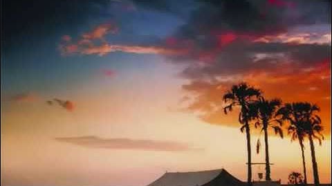 اقْتَرَبَ لِلنَّاسِ حِسَابُهُمْ وَهُمْ فِي غَفْلَةٍ مُعْرِضُونَ   تلاوة مؤثرة