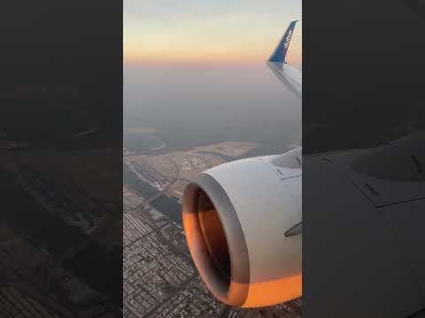 أصوات المدن: بين طموح دبي وهدوء مسقط