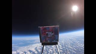 Изстреляхме наш диск в Космоса  /We've sent our CD into Space (Gimme Love)