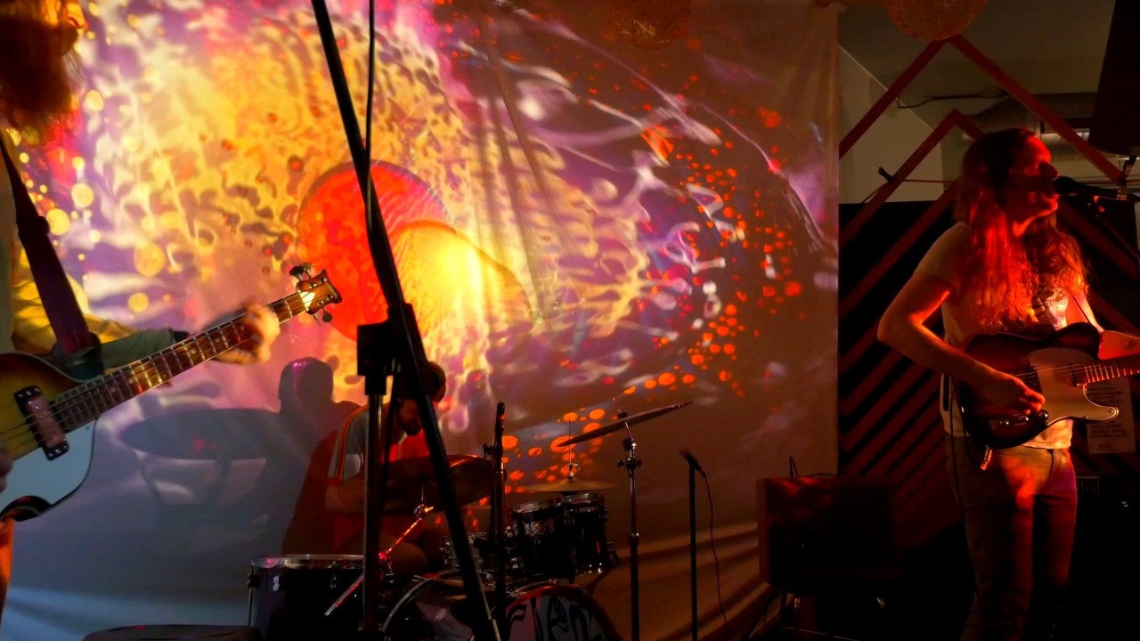 Doug Tuttle live Milwaukee Psych Fest 5 13 17 YouTube doug-tuttle-live-milwaukee-psych-fest-5-13-17-youtube