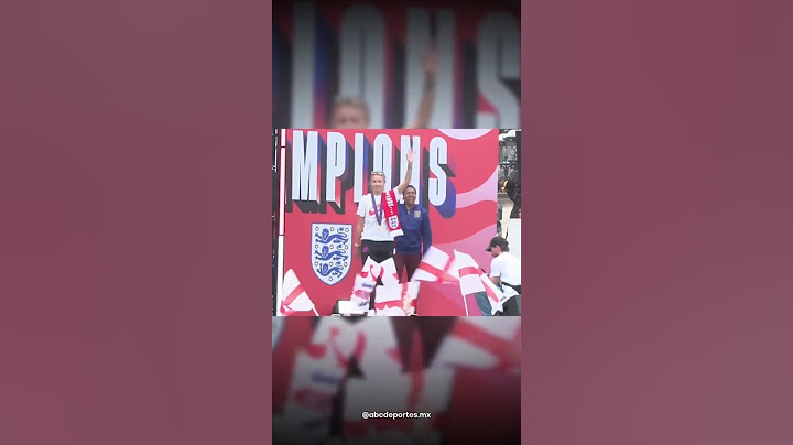 Así fue la fiesta de las 'Leonas' frente al Palacio de Buckingham