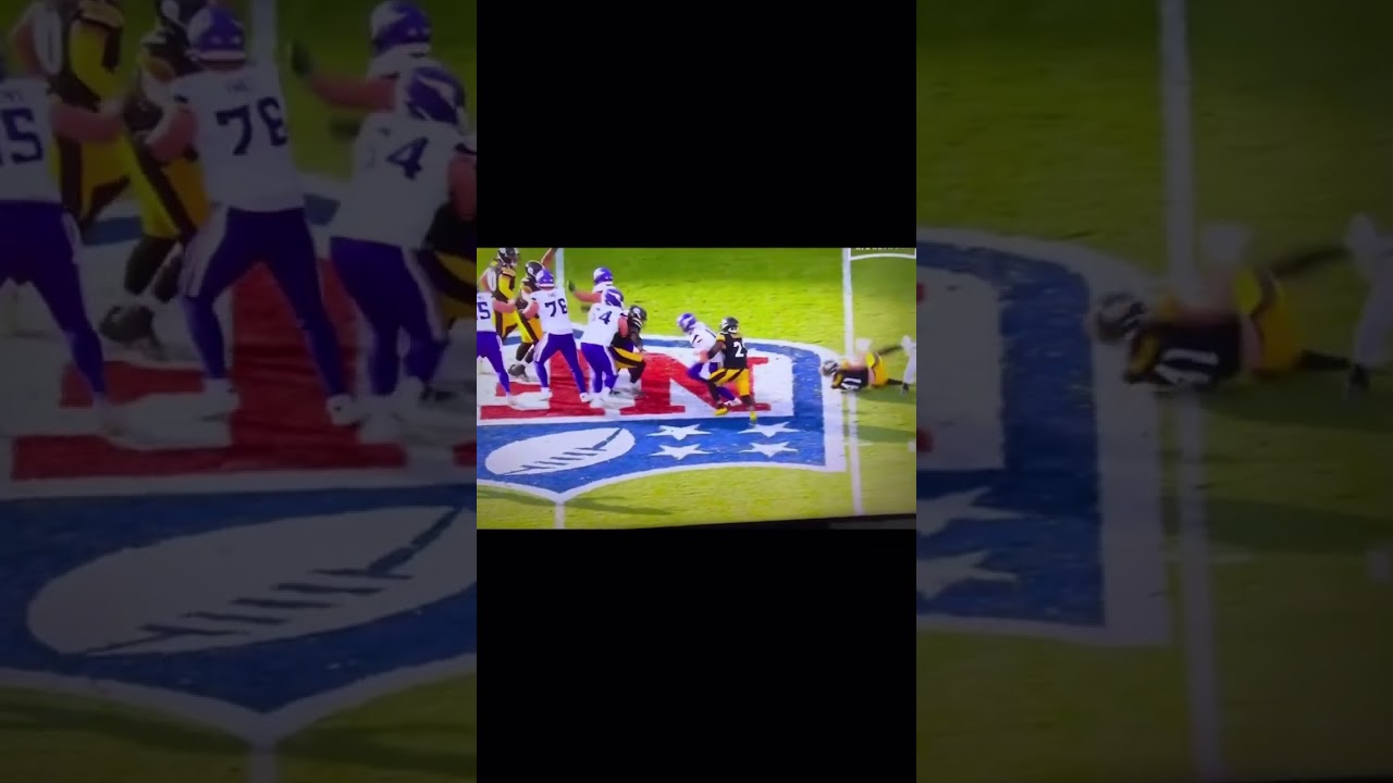 Carson Wentz fearful of Pittsburgh Defense fumbles ball away 