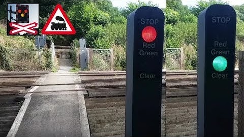 Pebble Lane (Footpath) Level Crossing, Kent