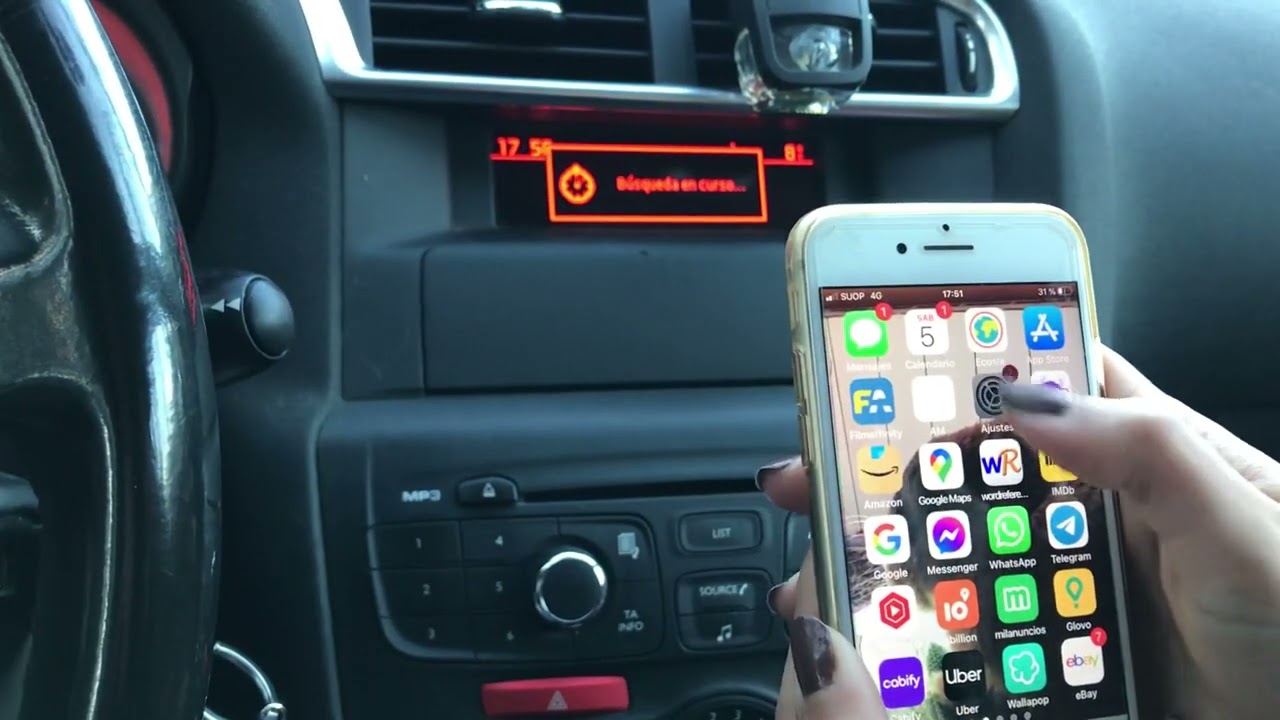 Cómo poner 'bluetooth' en un coche antiguo