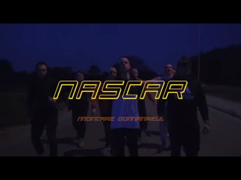 Wideo: Jak To Jest Za Kierownicą Wyścigów NASCAR