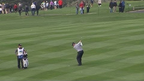 Hunter Mahan attacks the flagstick at AT&T Pebble Beach