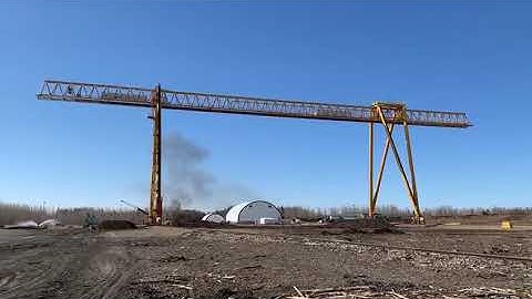 Portal crane decommissioning.