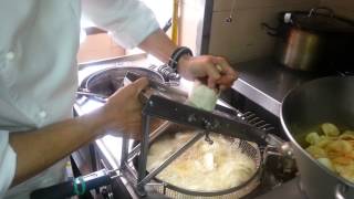 How to make cassava chips in 2 minutes