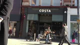 Talented Busker Mick Iredale - Vincent (Starry starry night)