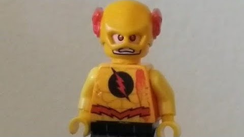 How to build Reverse FLASH as a LEGO minifigure