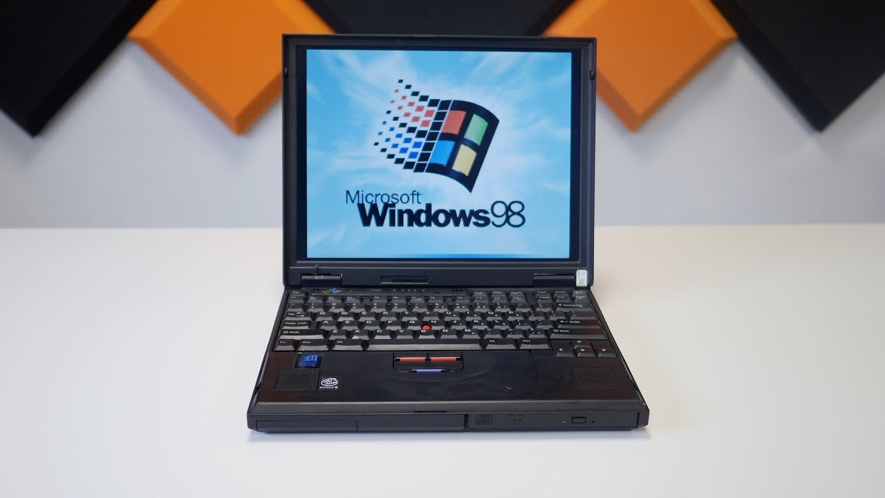 IBM ThinkPad 560X: $2,500 Laptop from 1997 - YouTube