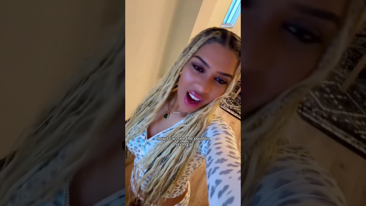 Out in 4 days!!! Presave is live 🎄❤️ 