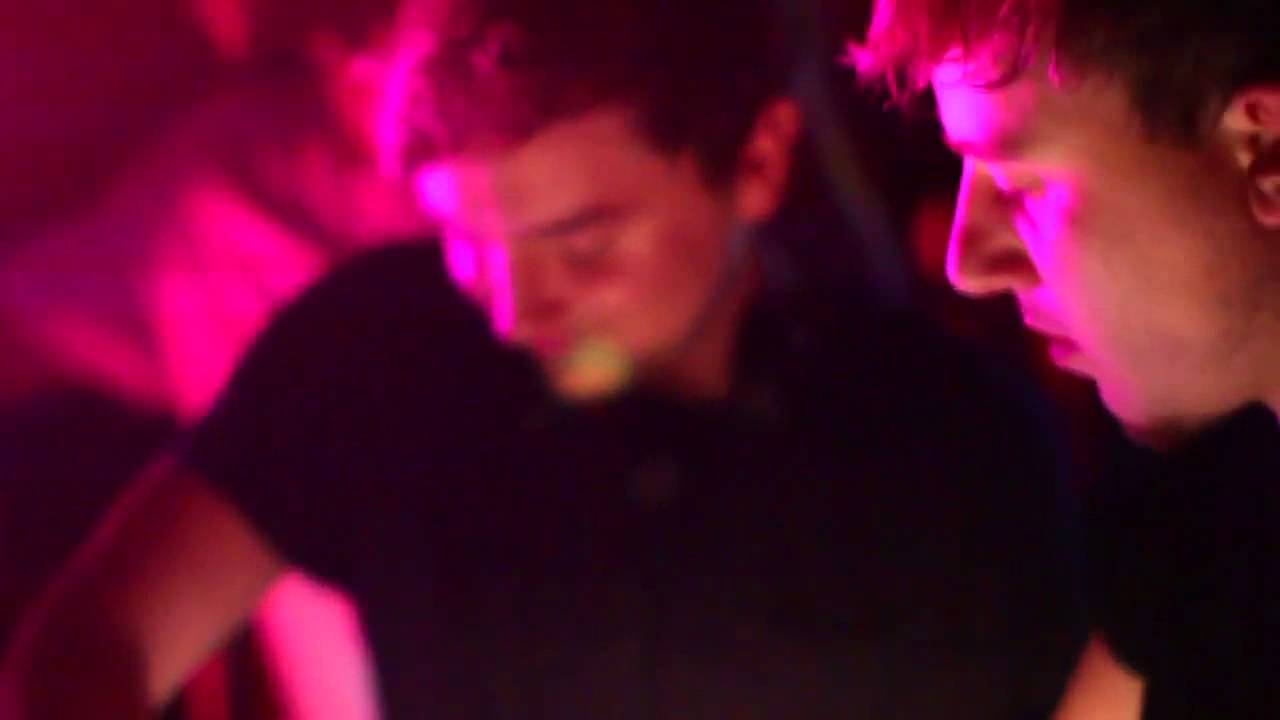 Kitsch & Sync 06.10.12