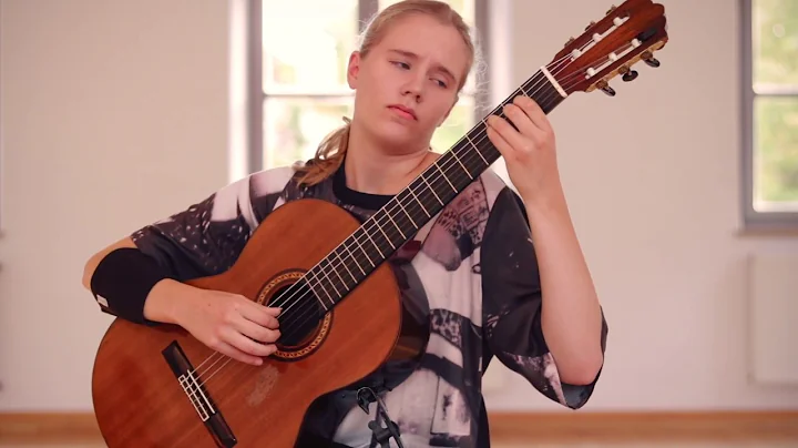 Leonora Spangenberger (13) plays 12 Etudes by Heit...