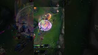 JUST HIT HIM #leagueoflegends #ratirl #streamhighlights