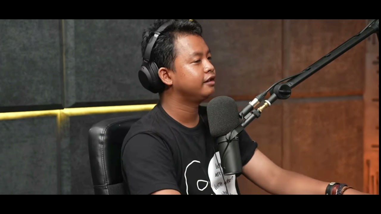 DUSTIN BATUK, GOFAR KETAWA NGAKAK - YouTube