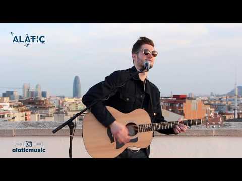 Don't Look Back In Anger (Oasis Acoustic Cover)