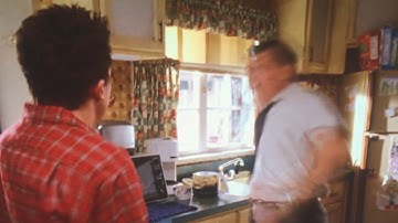Malcolm in the Middle: Hal gets scared