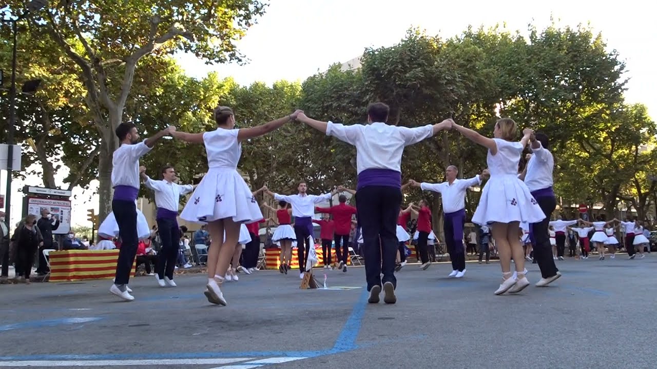 Colla Sardanista Violetes del Bosc de Barcelona.