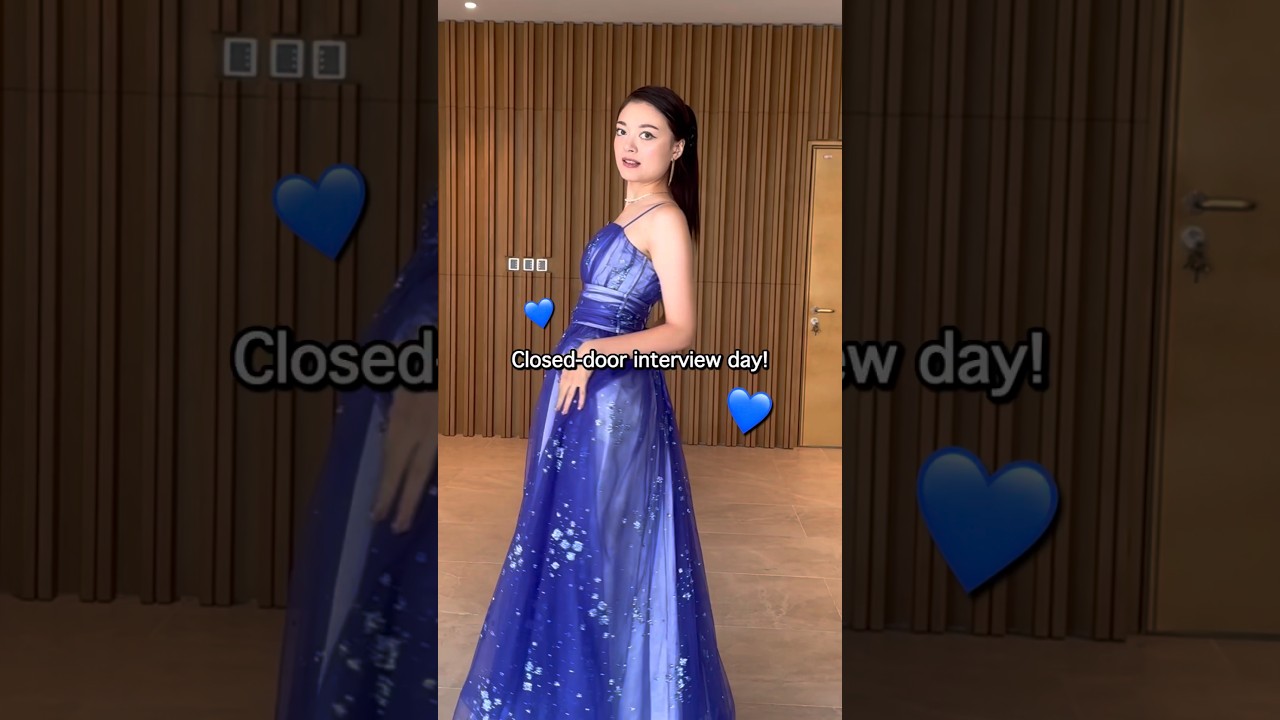 lady in blue dress interview Closed-door day at Miss world! gray long sleeve woolen evening dress