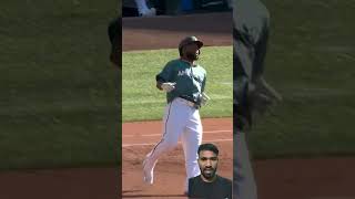 baseball player ampere and baseball player funny reaction moments #baseball #mlb  #highlights