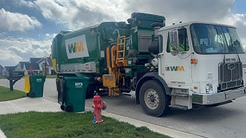 Smashing Routes! WM Autocar Labrie Automizer Garbage Truck in Action