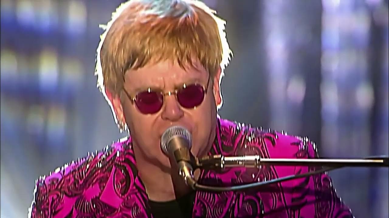 Элтон джон сакрифайс. Элтон Джон Sacrifice. Элтон Джон Sacrifice с бойс бэнд. Elton John Dodger Stadium.