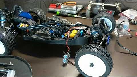 Team Associated B5M (electronics install)